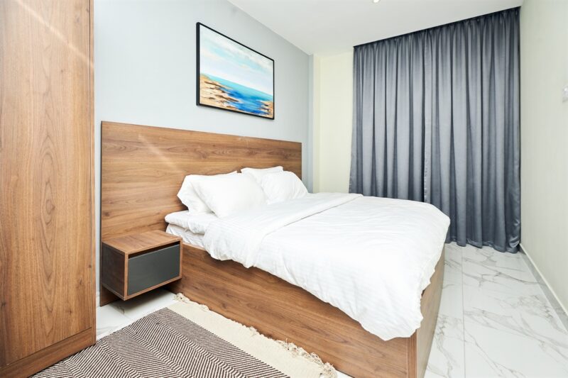 2 Bedroom - Image 2