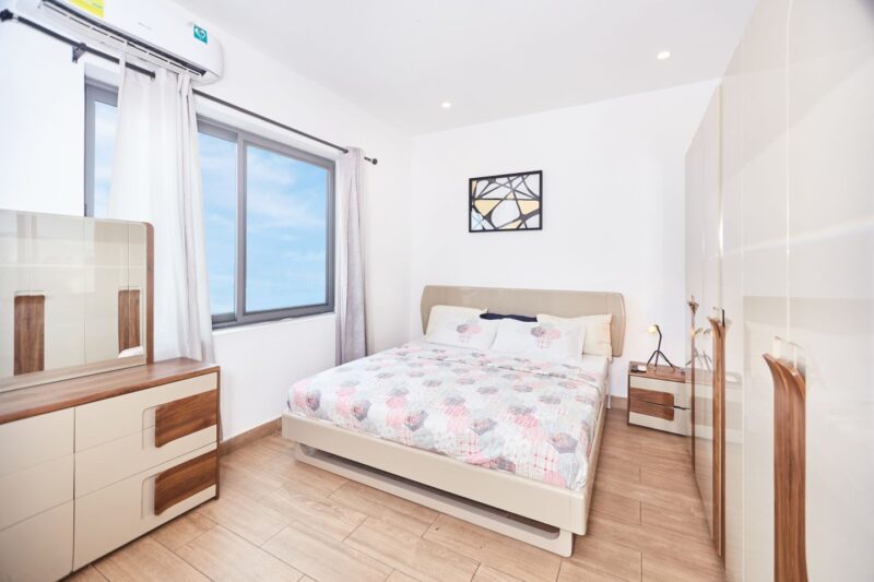 1 Bedroom - Image 6