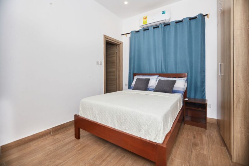 2 Bedroom - Image 4